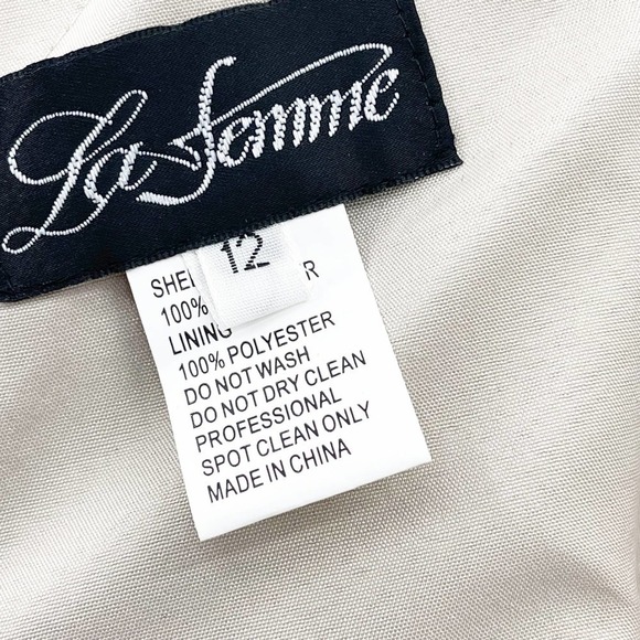 La Femme Crystal Detail Cap Sleeve Jersey Sheath Gown in Silver Size 12 NWT - Picture 9 of 11